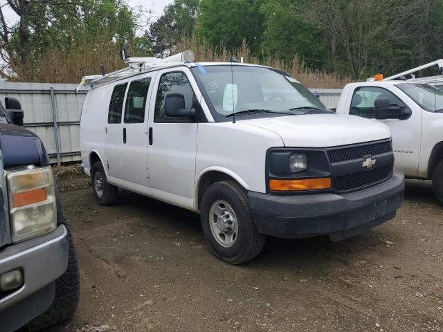 1GCWGFCA8D1194421 - 2013 CHEVROLET EXPRESS G2 WHITE photo 4