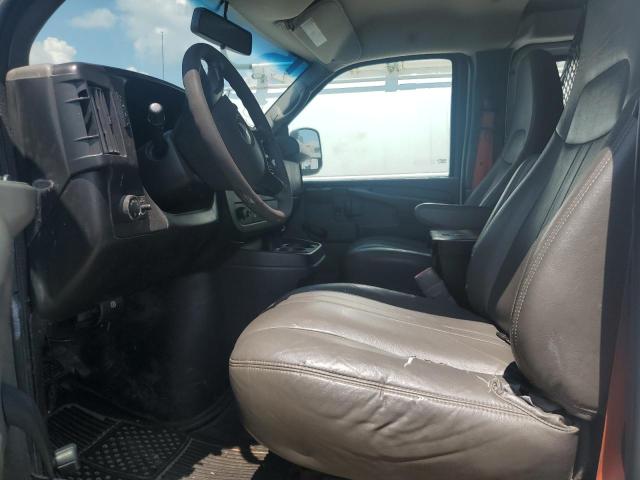 1GCWGFCA8D1194421 - 2013 CHEVROLET EXPRESS G2 WHITE photo 7