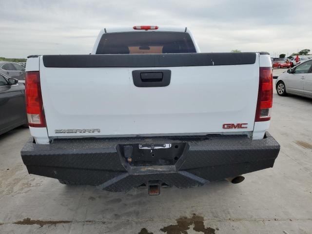 1GT11ZCG3BF261945 - 2011 GMC SIERRA C2500 HEAVY DUTY WHITE photo 6