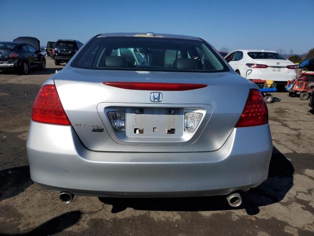 1HGCM665X7A002657 - 2007 HONDA ACCORD EX SILVER photo 6