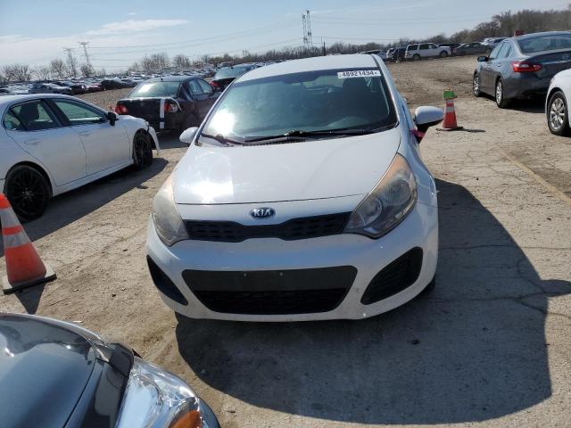 KNADM5A38D6307752 - 2013 KIA RIO LX WHITE photo 5