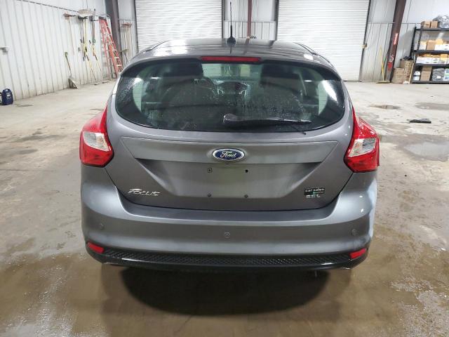 1FAHP3M24CL403757 - 2012 FORD FOCUS SEL GRAY photo 6