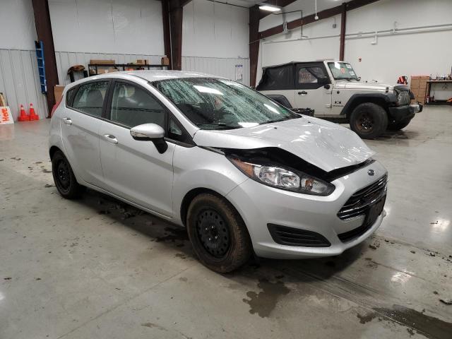 3FADP4EJ1EM136279 - 2014 FORD FIESTA SE SILVER photo 4