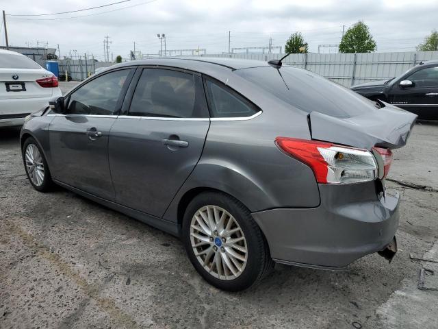 1FAHP3H25CL184625 - 2012 FORD FOCUS SEL SILVER photo 2