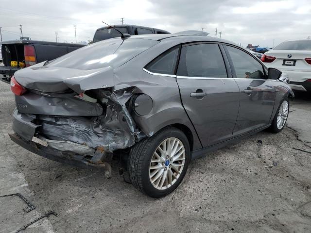 1FAHP3H25CL184625 - 2012 FORD FOCUS SEL SILVER photo 3