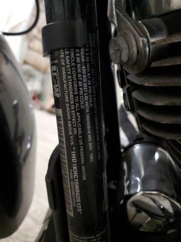 1HD1KHC15NB626123 - 2022 HARLEY-DAVIDSON FLTRX 黑色 照片 8