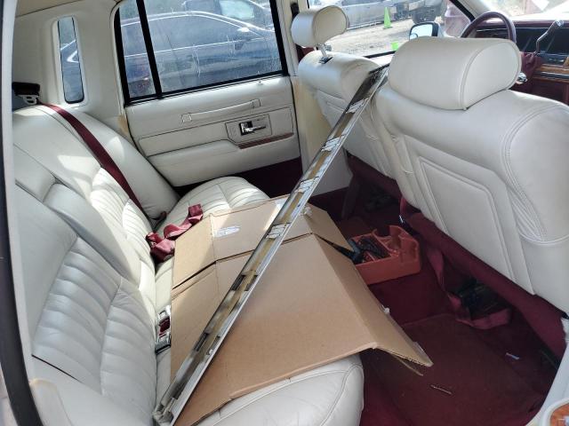 1LNLM81W8PY772644 - 1993 LINCOLN TOWN CAR EXECUTIVE WHITE photo 10