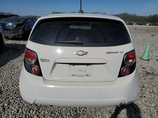 1G1JC6SH4F4210287 - 2015 CHEVROLET SONIC LT WHITE photo 6