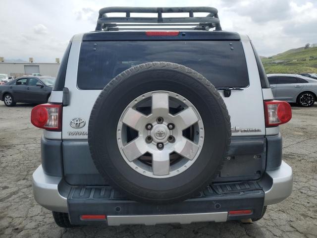 JTEBU11F970038970 - 2007 TOYOTA FJ CRUISER SILVER photo 6