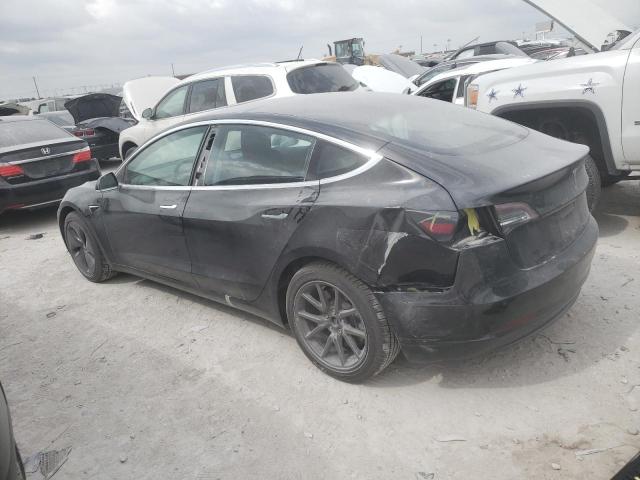 5YJ3E1EA2JF122917 - 2018 TESLA MODEL 3 BLACK photo 2