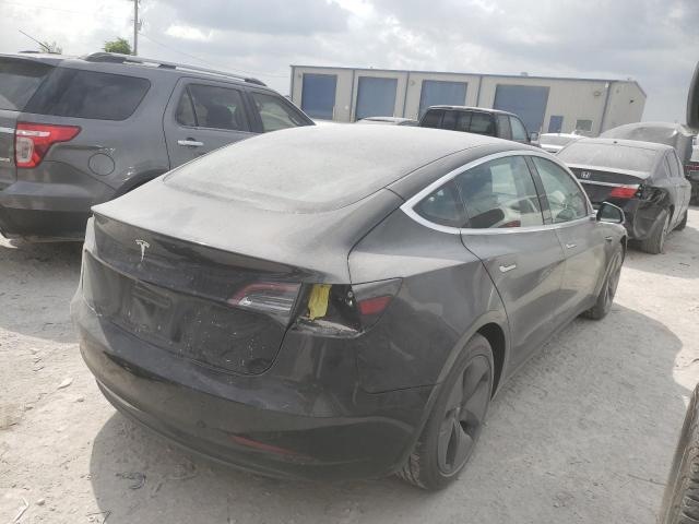 5YJ3E1EA2JF122917 - 2018 TESLA MODEL 3 BLACK photo 3