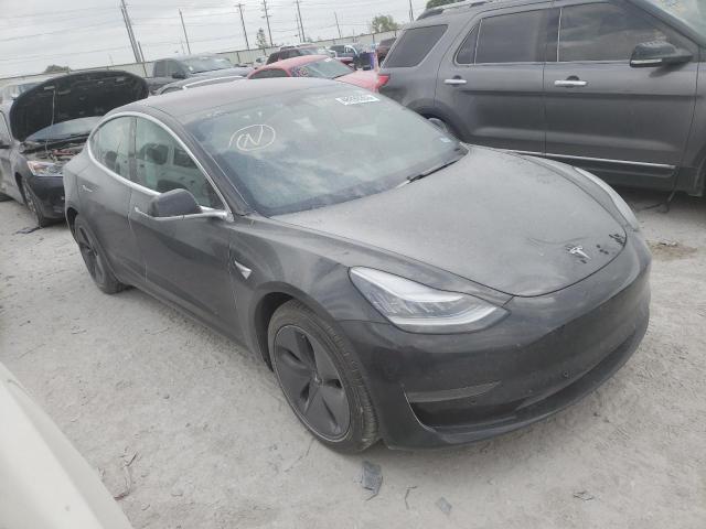 5YJ3E1EA2JF122917 - 2018 TESLA MODEL 3 BLACK photo 4