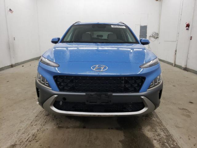 KM8K5CA31NU906626 - 2022 HYUNDAI KONA LIMITED BLUE photo 5