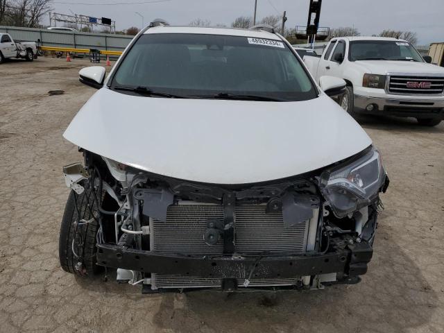 2T3WFREV5HW376136 - 2017 TOYOTA RAV4 XLE WHITE photo 5