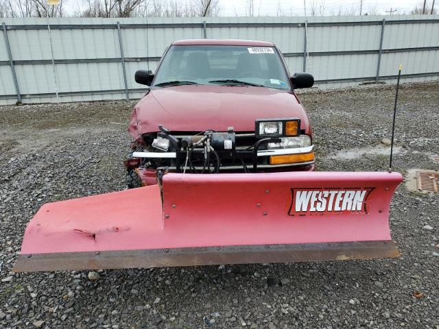 1GCDT19W0Y8243505 - 2000 CHEVROLET S TRUCK S10 RED photo 5