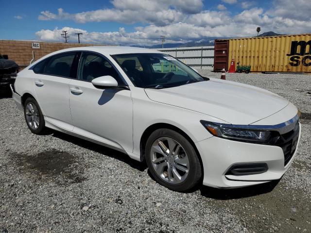 1HGCV1F15JA080784 - 2018 HONDA ACCORD LX WHITE photo 4