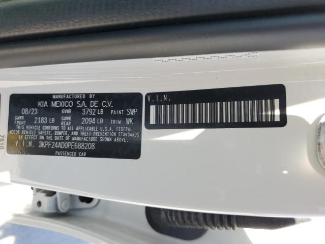 3KPF24AD0PE688208 - 2023 KIA FORTE LX WHITE photo 13