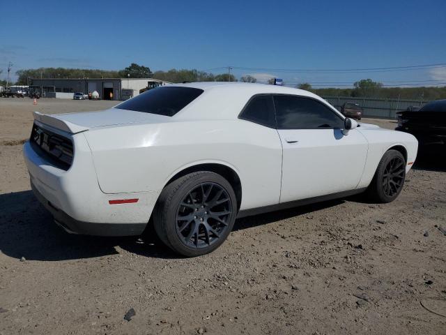 2C3CDZAG0KH593783 - 2019 DODGE CHALLENGER SXT WHITE photo 3