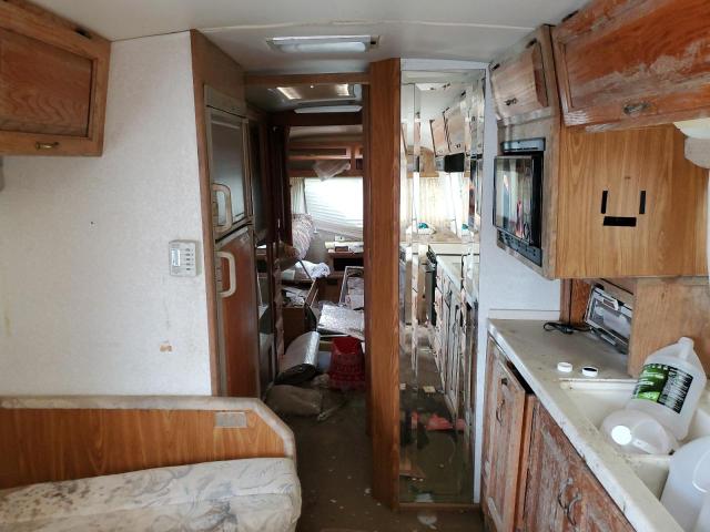 1STHEYU34WJ512050 - 1998 AIRSTREAM CAMPER SILVER photo 6