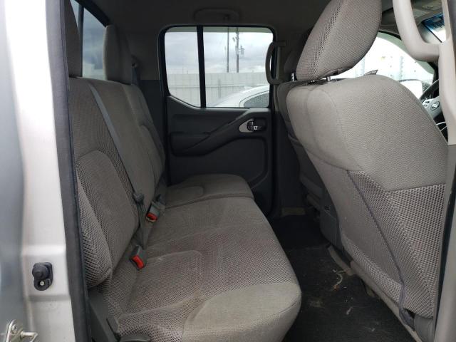 1N6AD0EV9GN754120 - 2016 NISSAN FRONTIER S SILVER photo 10
