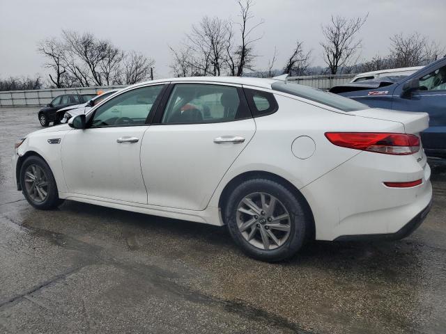 5XXGT4L39KG350604 - 2019 KIA OPTIMA LX WHITE photo 2