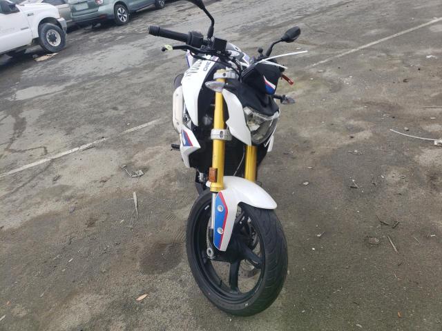 WB30G1102KR857746 - 2019 BMW G310 R WHITE photo 2