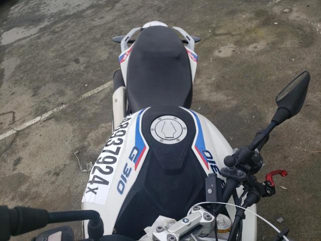 WB30G1102KR857746 - 2019 BMW G310 R WHITE photo 5