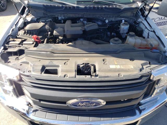 1FDBF2A66JEC95756 - 2018 FORD F250 SUPER DUTY WHITE photo 11