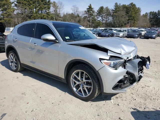 ZASPAKBN2K7C37056 - 2019 ALFA ROMEO STELVIO TI SILVER photo 4