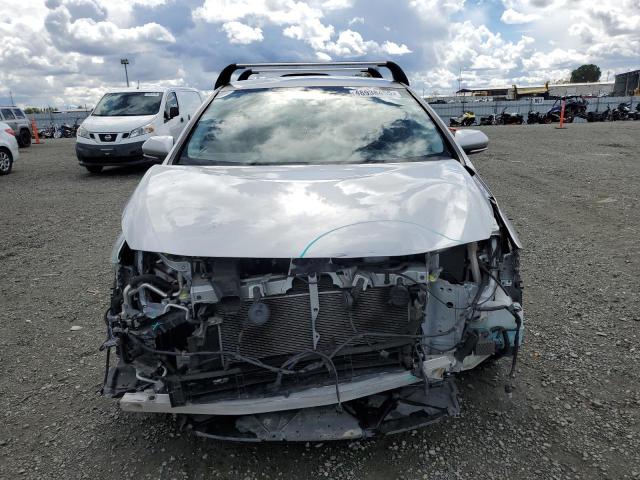 JTDKARFP7K3112083 - 2019 TOYOTA PRIUS PRIM 银色 照片 5