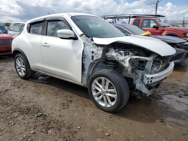 JN8AF5MR5HT702838 - 2017 NISSAN JUKE S WHITE photo 4