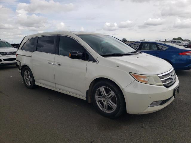 5FNRL5H98DB074840 - 2013 HONDA ODYSSEY TOURING WHITE photo 4