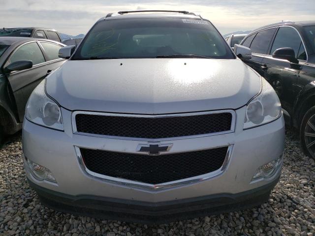 1GNKVLED4CJ307989 - 2012 CHEVROLET TRAVERSE LTZ SILVER photo 5