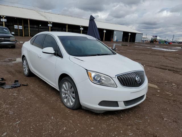 1G4PP5SK3G4109086 - 2016 BUICK VERANO WHITE photo 4