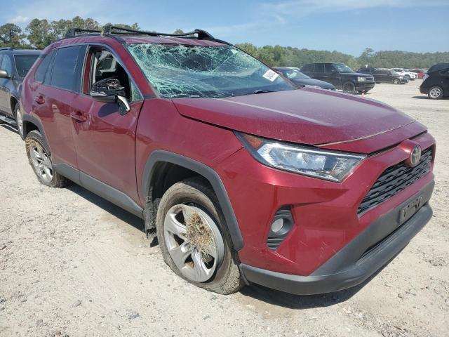 2T3W1RFV1KW009061 - 2019 TOYOTA RAV4 XLE RED photo 4