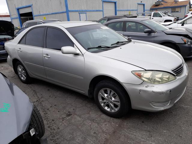 4T1BE30K26U666867 - 2006 TOYOTA CAMRY LE SILVER photo 4