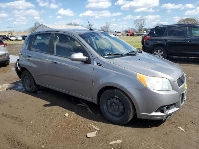 KL1TD66EX9B636487 - 2009 CHEVROLET AVEO LS GRAY photo 4