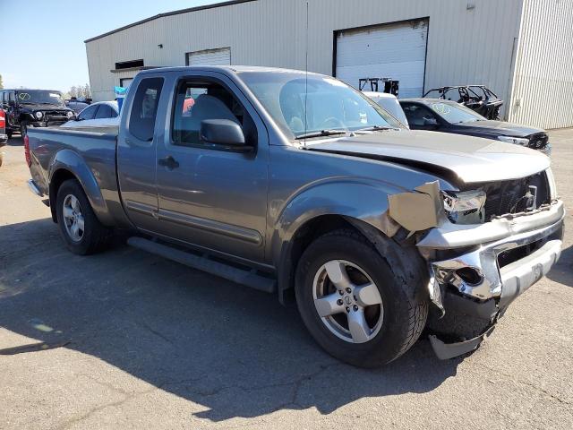 1N6AD06W45C433165 - 2005 NISSAN FRONTIER KING CAB LE GRAY photo 4
