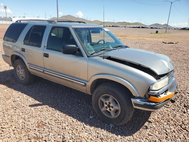 1GNDT13WX12150659 - 2001 CHEVROLET BLAZER SILVER photo 4