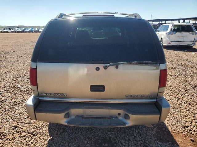 1GNDT13WX12150659 - 2001 CHEVROLET BLAZER SILVER photo 6