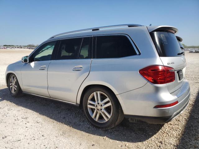 4JGDF6EE9GA696218 - 2016 MERCEDES-BENZ GL 450 4MATIC SILVER photo 2