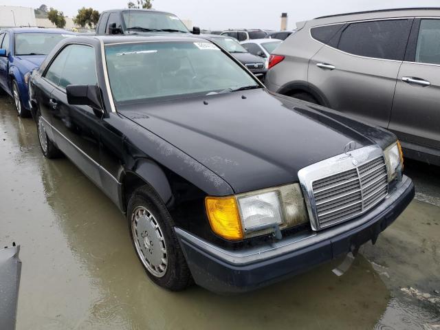 WDBEA51D3LB185220 - 1990 MERCEDES-BENZ 300 CE BLACK photo 4