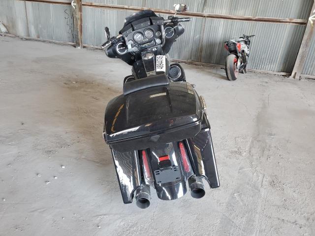 1HD1FCW181Y653777 - 2001 HARLEY-DAVIDSON FLHTCUI 黑色 照片 4