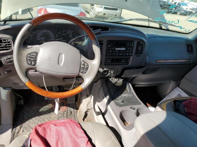 5LMFU28A71LJ08082 - 2001 LINCOLN NAVIGATOR თაფლისფერი ფოტო 8