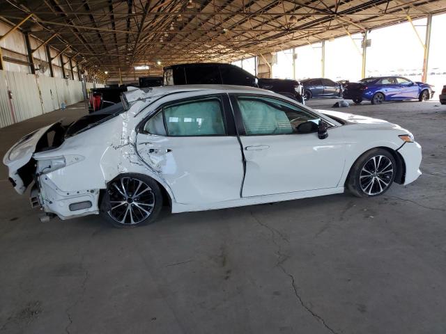 4T1G11AK8LU323142 - 2020 TOYOTA CAMRY SE WHITE photo 3