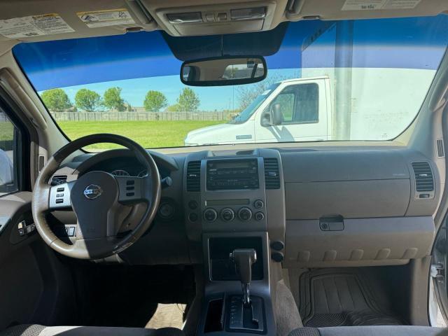 5N1AR18U66C613945 - 2006 NISSAN PATHFINDER LE 白色 照片 9