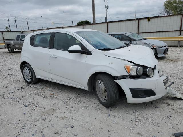 1G1JA6SH3E4140379 - 2014 CHEVROLET SONIC LS WHITE photo 4