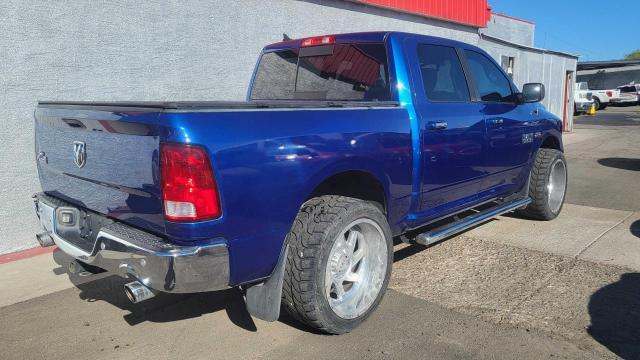 1C6RR6LT9HS556711 - 2017 RAM 1500 SLT BLUE photo 4