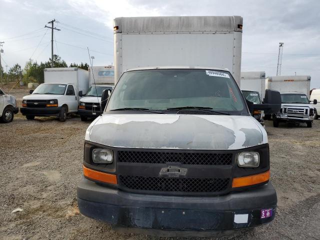 1GB3G4BG1C1177380 - 2012 CHEVROLET EXPRESS G3 WHITE photo 5