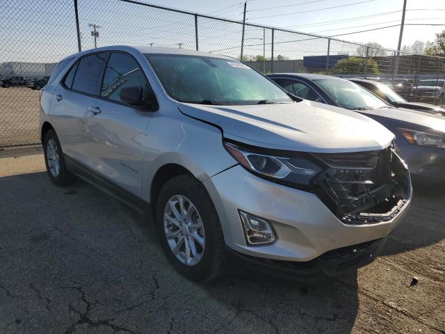 3GNAXHEV7KS651969 - 2019 CHEVROLET EQUINOX LS SILVER photo 4